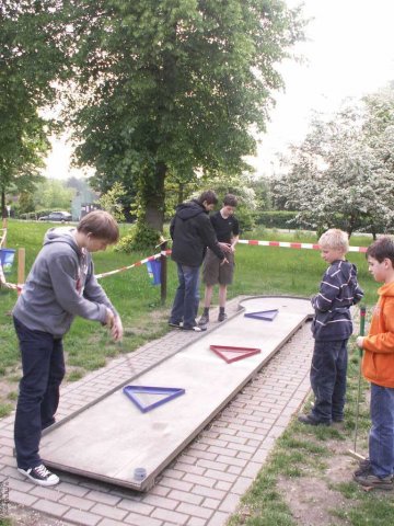 06THWMinigolf070509-9