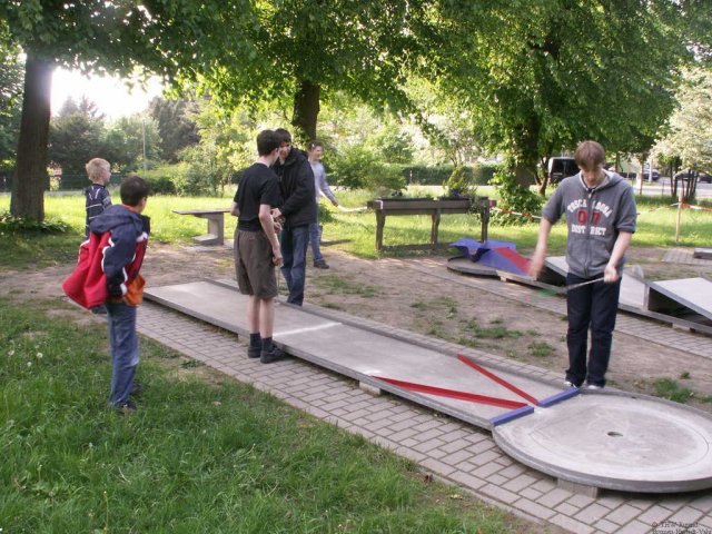 06THWMinigolf070509