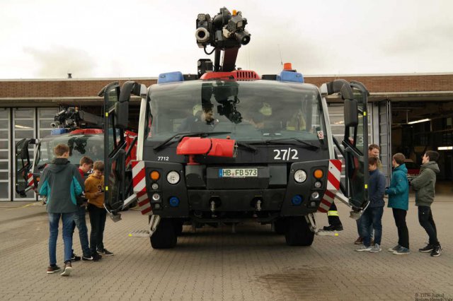 fh17_2366