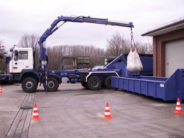 042THWBagger300306